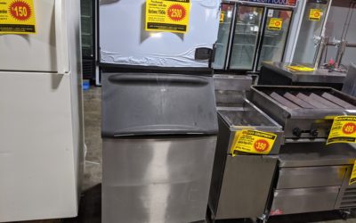 Used Icemaker w/Bin